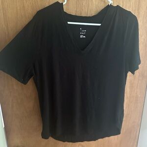 Large black t shirt